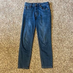 Women’s high rise blue jeans